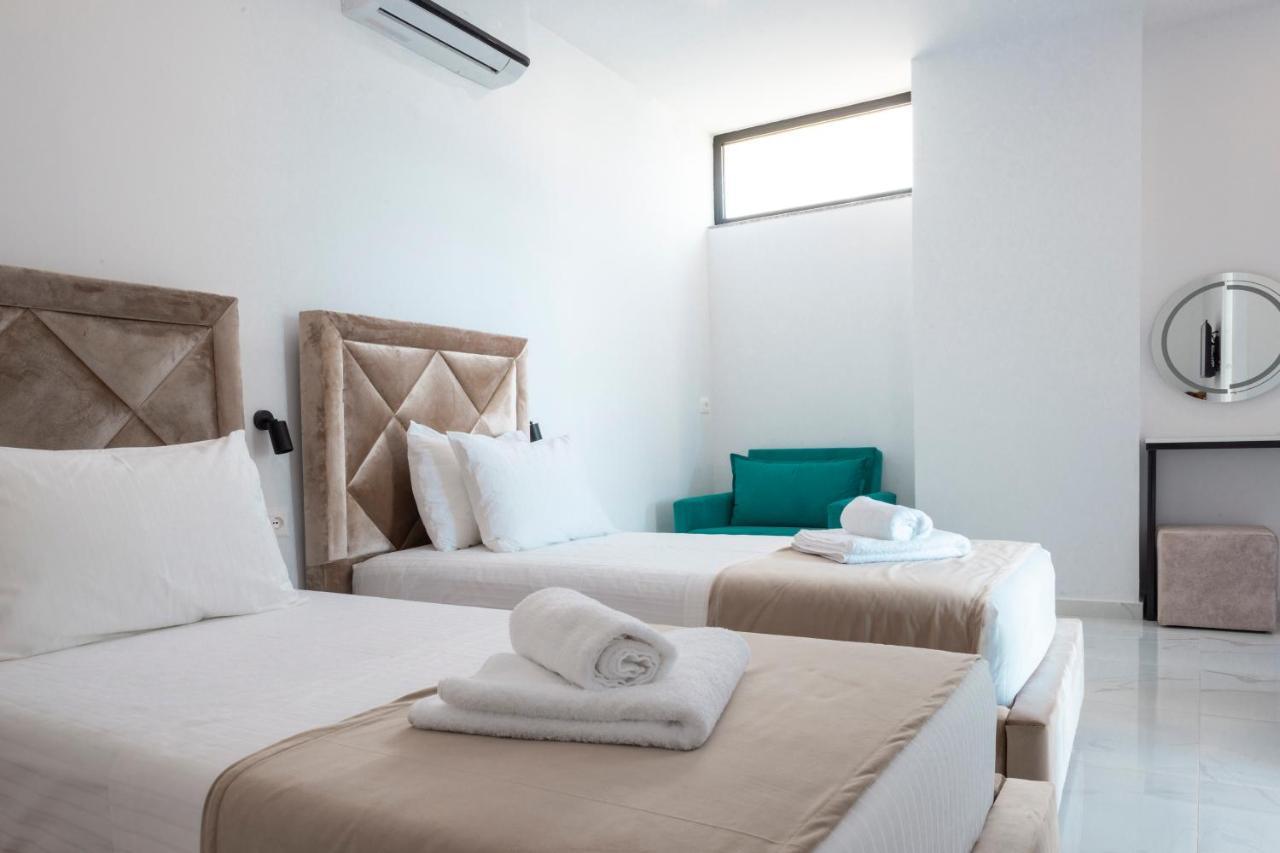 Wait 'N Sea Hotel ฮีมาเรอ ภายนอก รูปภาพ