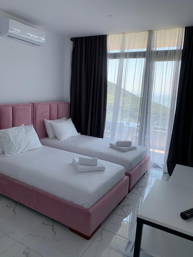 Wait 'N Sea Hotel ฮีมาเรอ ภายนอก รูปภาพ